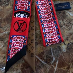 ❌sold ❌Authentic Louis Vuitton Kabuki Bandeau